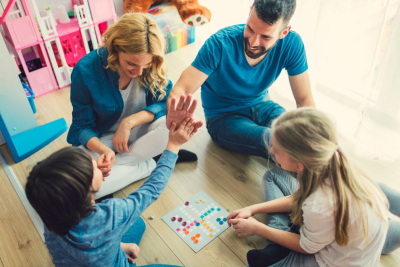 Spoločenské hry: vieme nimi upevňovať rodinné vzťahy?