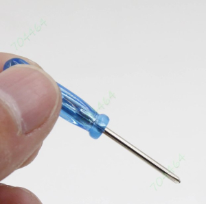 Mini Skrutkovač krížový - 2 mm
