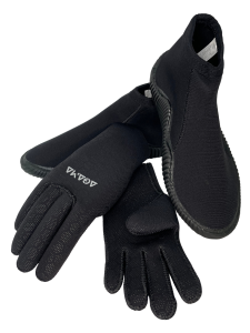 Set pre otužilcov Denali Neoprénové topánky a rukavice